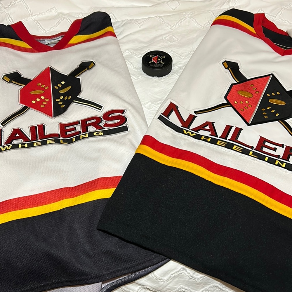 Wheeling Nailers Hockey jerseys and puck